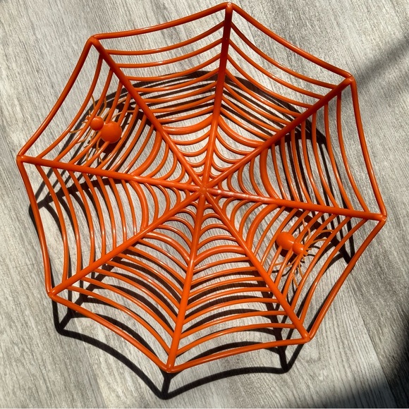Hyde and Eek Spiderweb Halloween Candy Dish - Picture 3 of 8